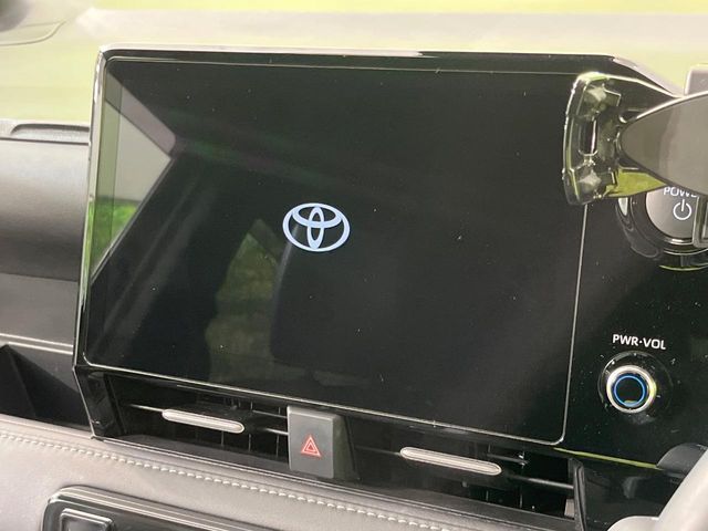 TOYOTA NOAH HYBRID 2025