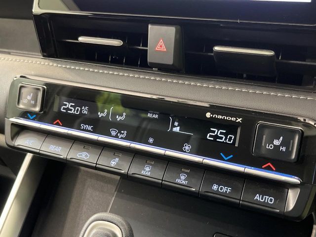 TOYOTA NOAH HYBRID 2025