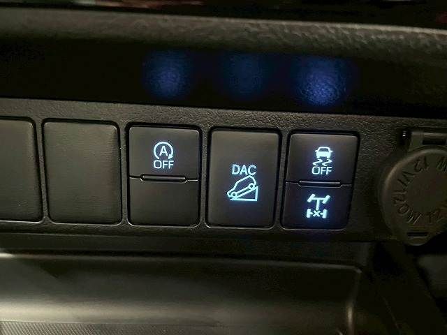 TOYOTA HILUX 4WD 2022