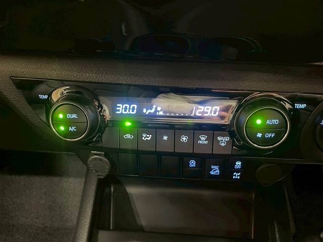 TOYOTA HILUX 4WD 2022