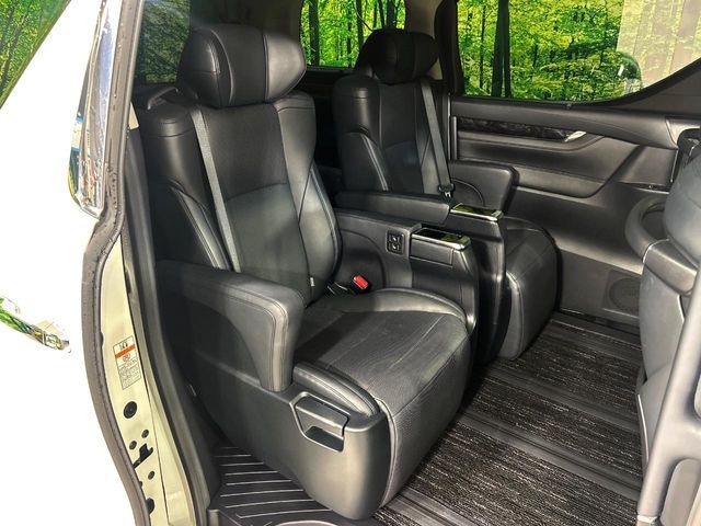 TOYOTA VELLFIRE 2018