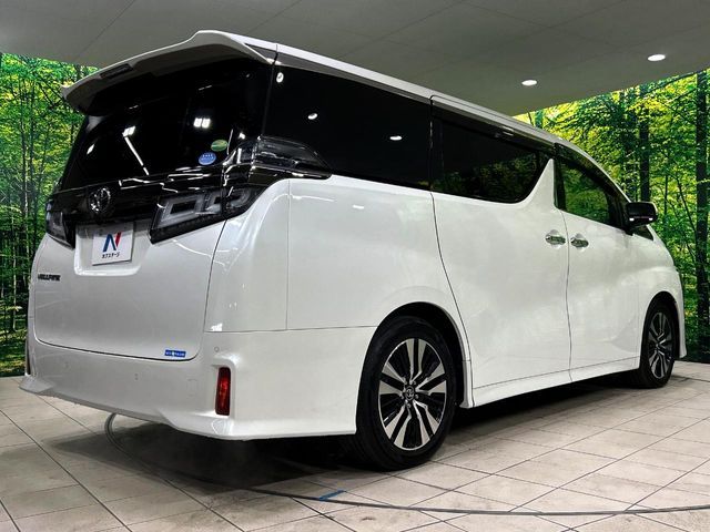TOYOTA VELLFIRE 2018
