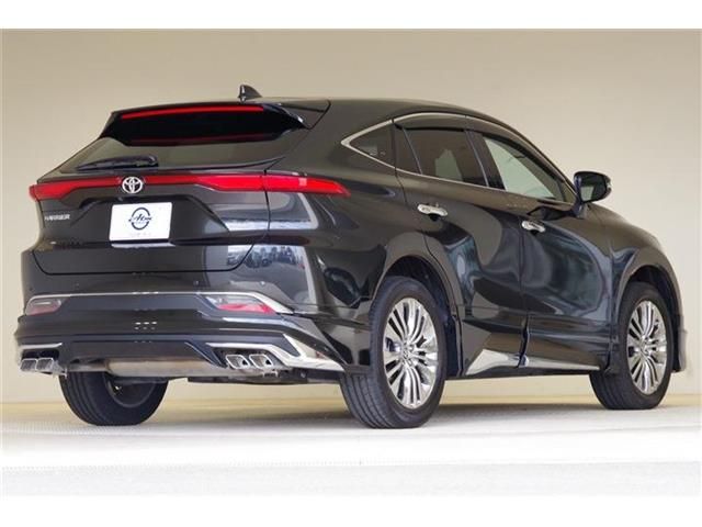 TOYOTA HARRIER 2WD 2024
