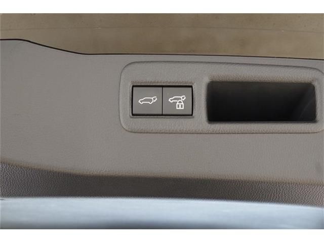 TOYOTA HARRIER 2WD 2024