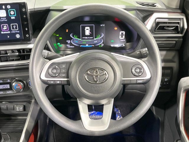 TOYOTA RAIZE HYBRID 2022