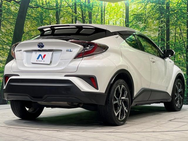 TOYOTA C-HR 2017