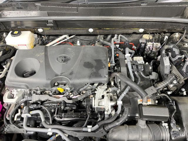 TOYOTA HARRIER HYBRID 2021