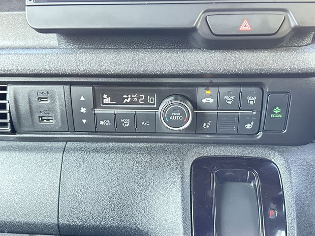 HONDA N BOX CUSTOM 2024