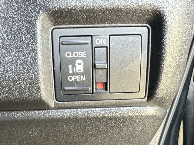 HONDA N BOX CUSTOM 2024