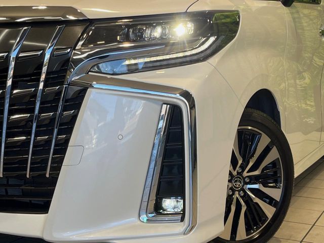 TOYOTA ALPHARD 2022
