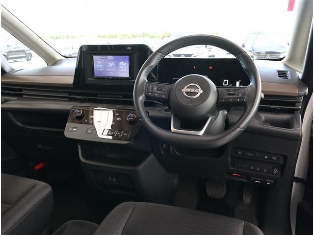 NISSAN SERENA  WG 2024