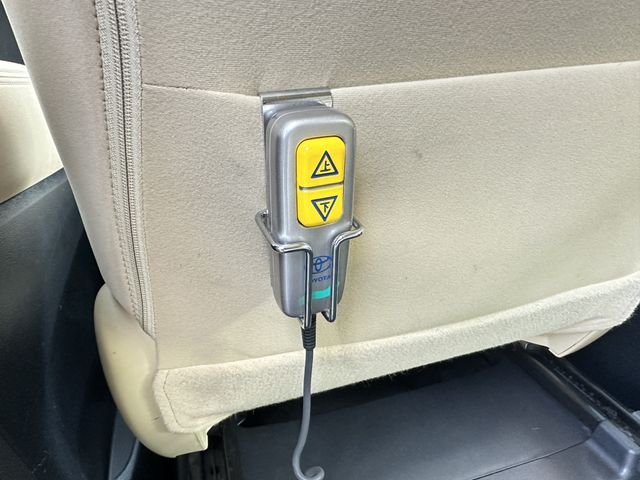 TOYOTA ALPHARD 4WD 2016