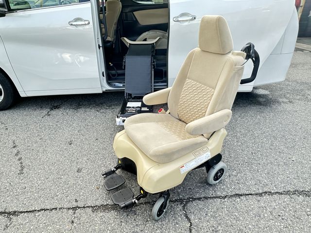 TOYOTA ALPHARD 4WD 2016