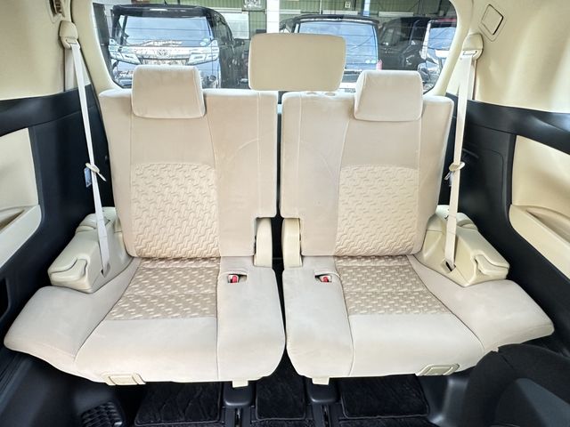 TOYOTA ALPHARD 4WD 2016