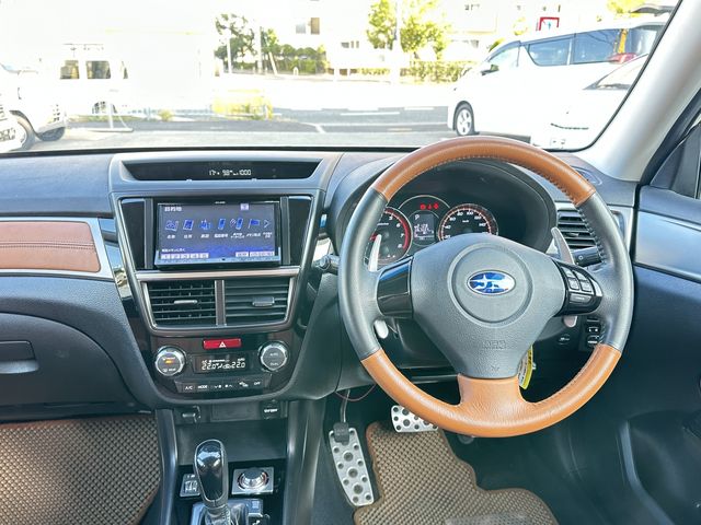 SUBARU EXIGA CROSSOVER 7 2015