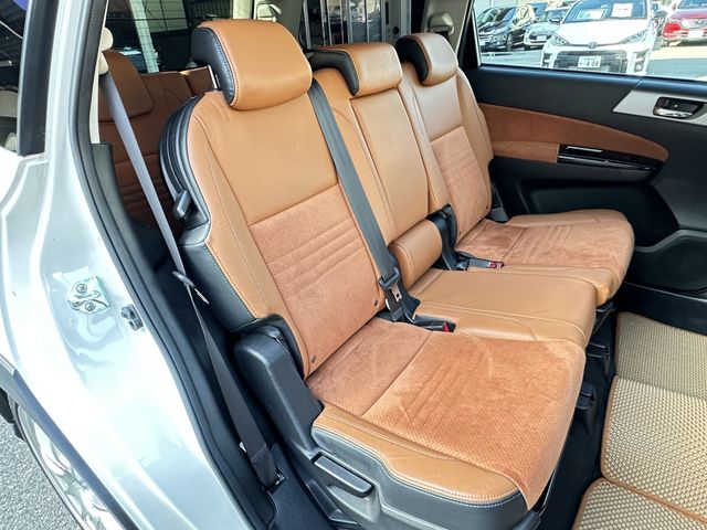 SUBARU EXIGA CROSSOVER 7 2015