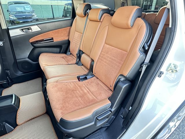 SUBARU EXIGA CROSSOVER 7 2015