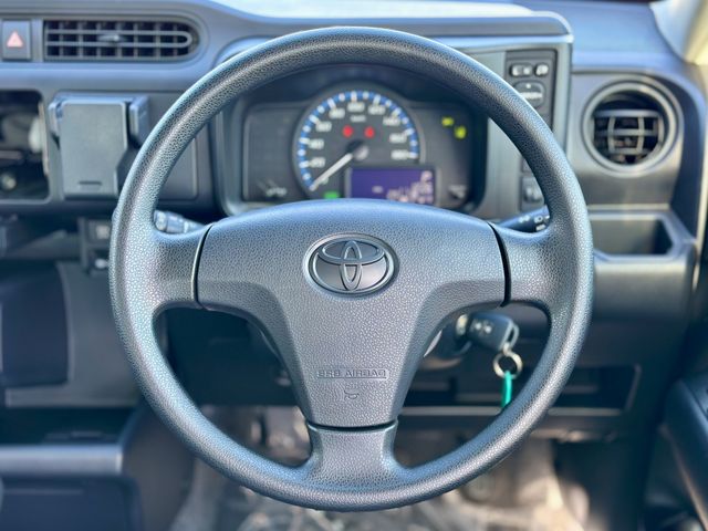 TOYOTA PROBOX van HYBRID 2025