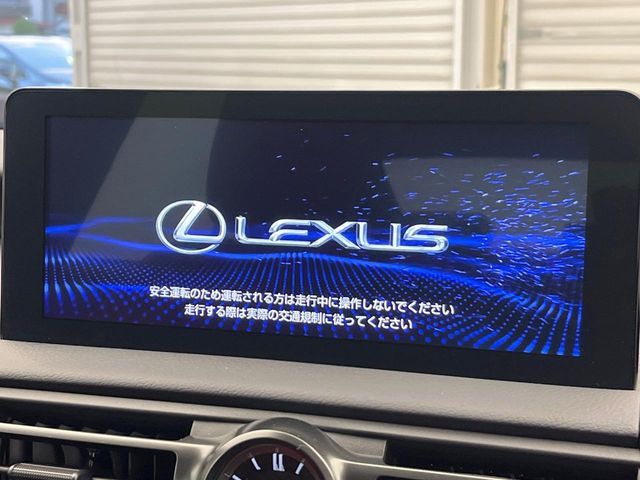 TOYOTA LEXUS IS300 2022