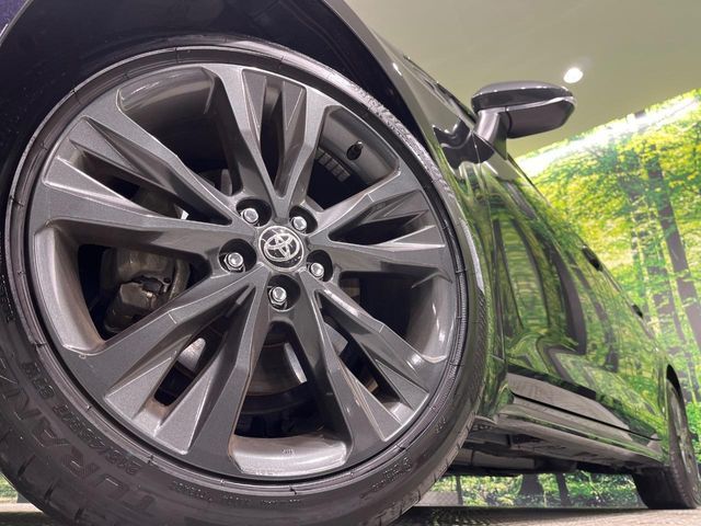 TOYOTA COROLLA TOURING HYBRID 2024