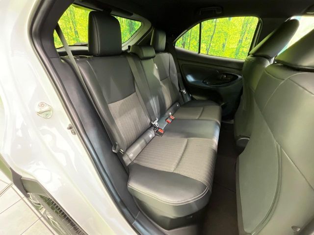 TOYOTA YARIS CROSS HYBRID 2023