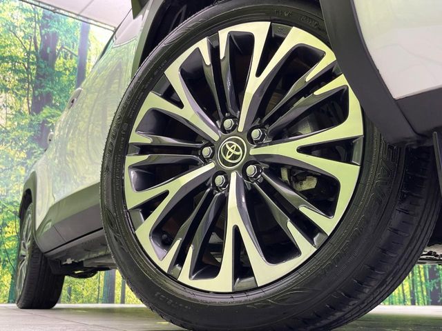 TOYOTA YARIS CROSS HYBRID 2023