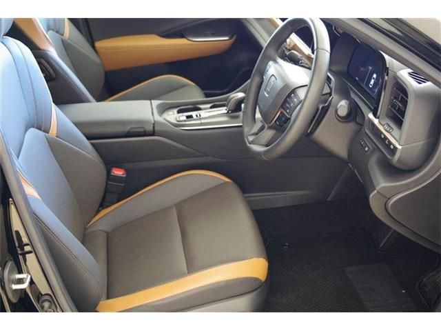 TOYOTA CROWN CROSSOVER 2023