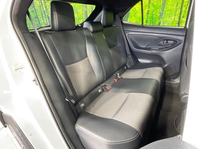 TOYOTA YARIS CROSS HYBRID 2023