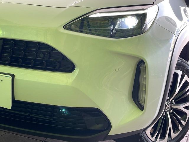 TOYOTA YARIS CROSS HYBRID 2023