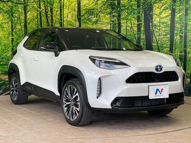 TOYOTA YARIS CROSS HYBRID 2023
