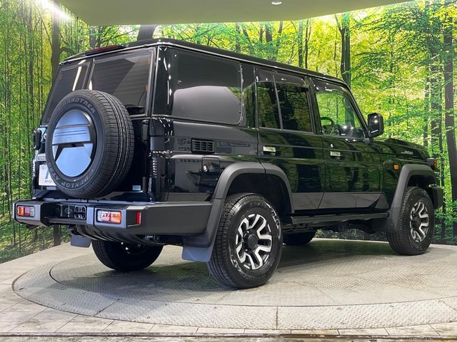 TOYOTA LANDCRUISER 70 2024