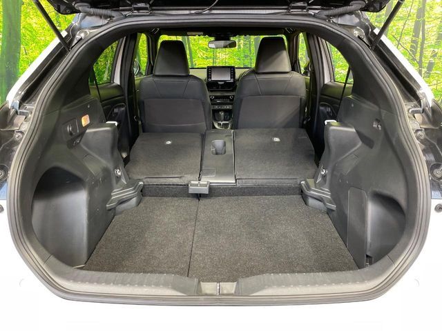 TOYOTA YARIS CROSS HYBRID 2023