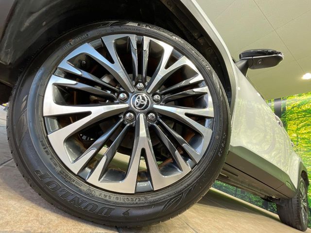 TOYOTA YARIS CROSS HYBRID 2023