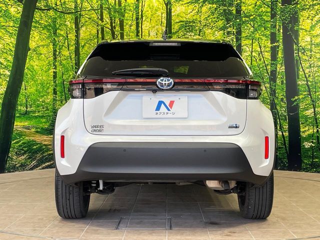 TOYOTA YARIS CROSS HYBRID 2023