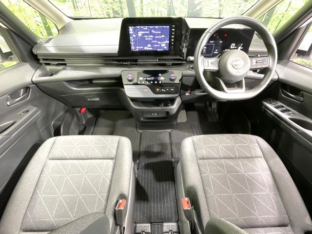 NISSAN SERENA  WG 2024