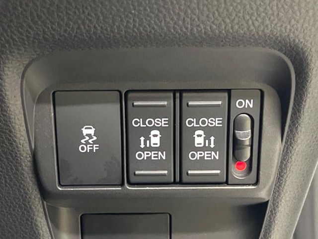 HONDA FREED e:HEV 2024