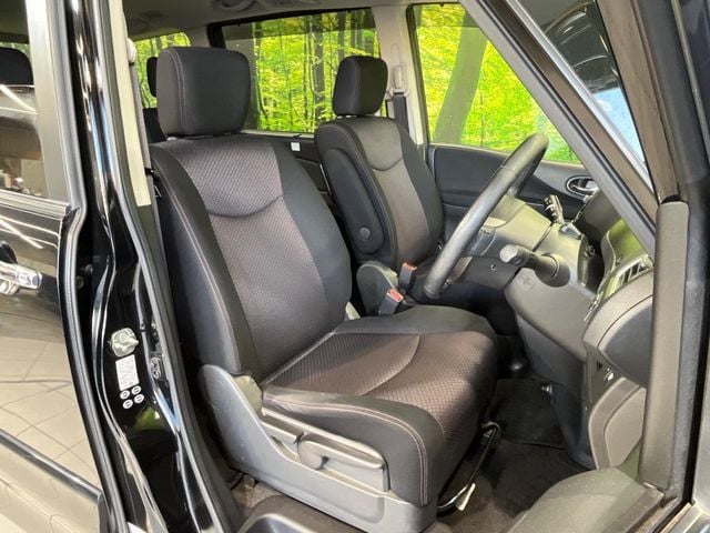 NISSAN SERENA  S-HYBRID 2013