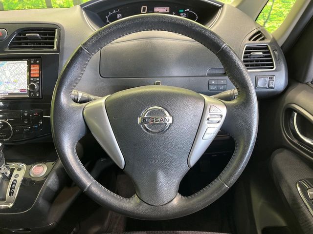 NISSAN SERENA  S-HYBRID 2013