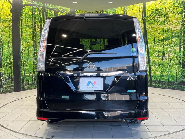 NISSAN SERENA  S-HYBRID 2013