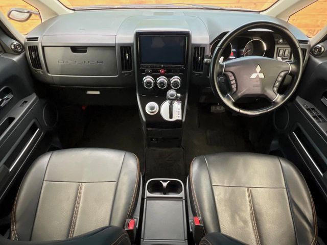 MITSUBISHI DELICA D:5 4WD 2016