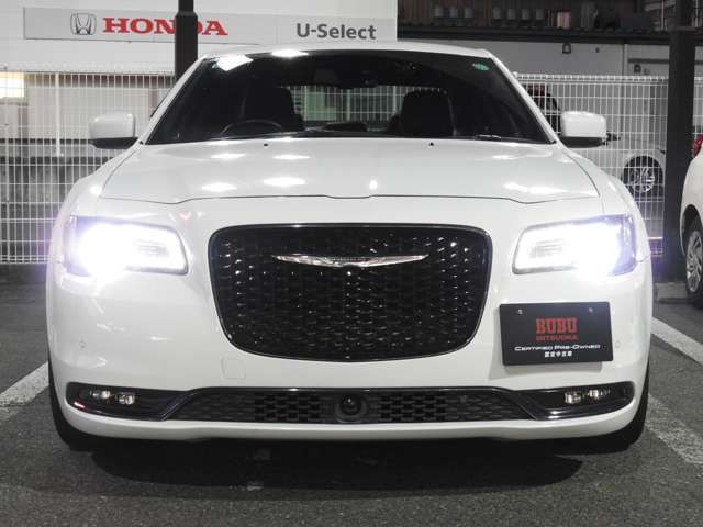 CHRYSLER CHRYSLER 300 2017