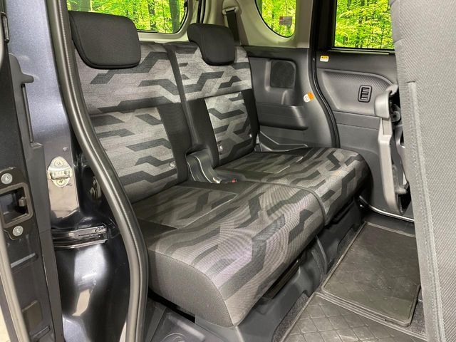 DAIHATSU TANTO FAN CROSS 2023