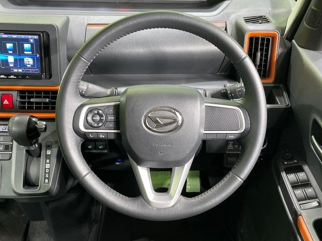 DAIHATSU TANTO FAN CROSS 2023