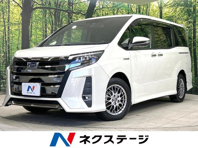 TOYOTA NOAH HYBRID 2018