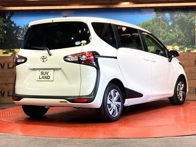 TOYOTA SIENTA 2020