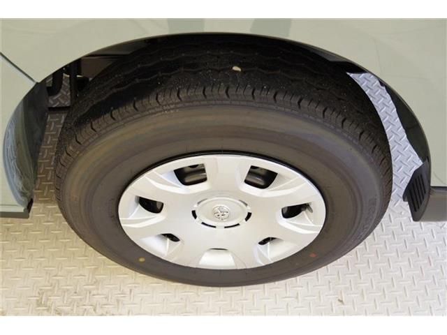 TOYOTA HIACE van 4WD 2025