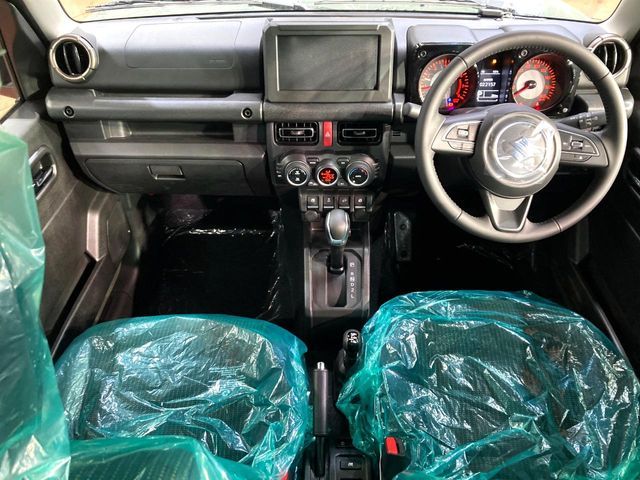 SUZUKI JIMNY NOMADE 2025