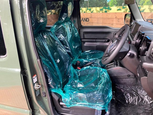 SUZUKI JIMNY NOMADE 2025