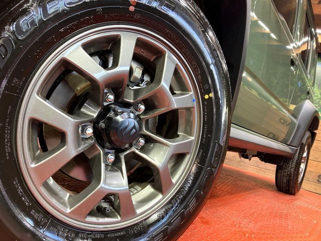 SUZUKI JIMNY NOMADE 2025