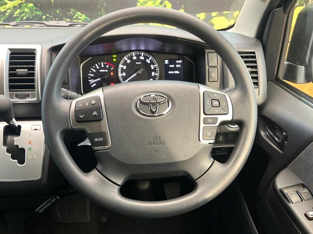 TOYOTA HIACE wagon 2025